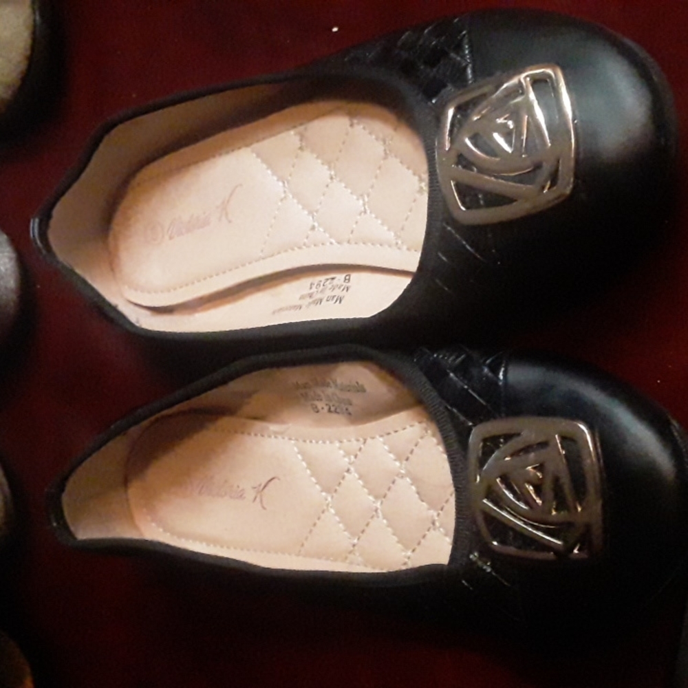 Black & Gold Flats
